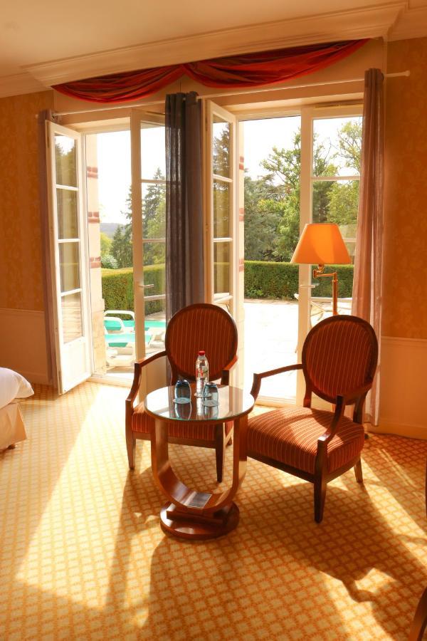 Le Domaine Des Roches, Hotel & Spa Briare Exterior photo